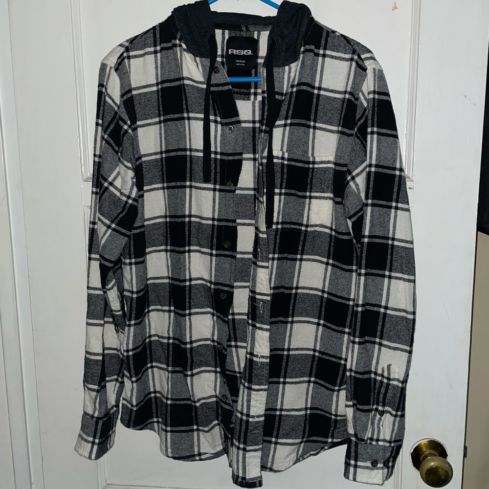 RSQ Men’s Hooded Flannel. Men’s Size Medium